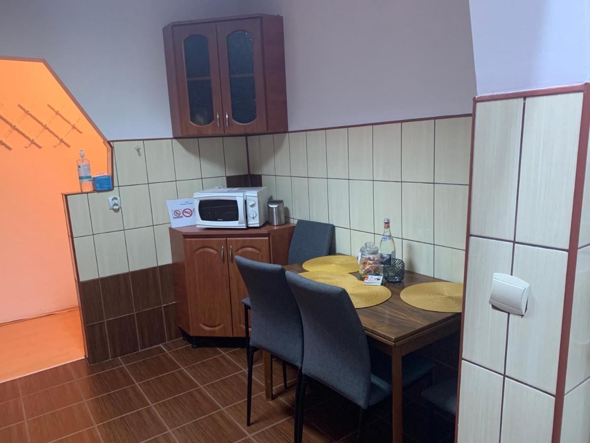 Cazare Medias, Apartament Modern ภายนอก รูปภาพ