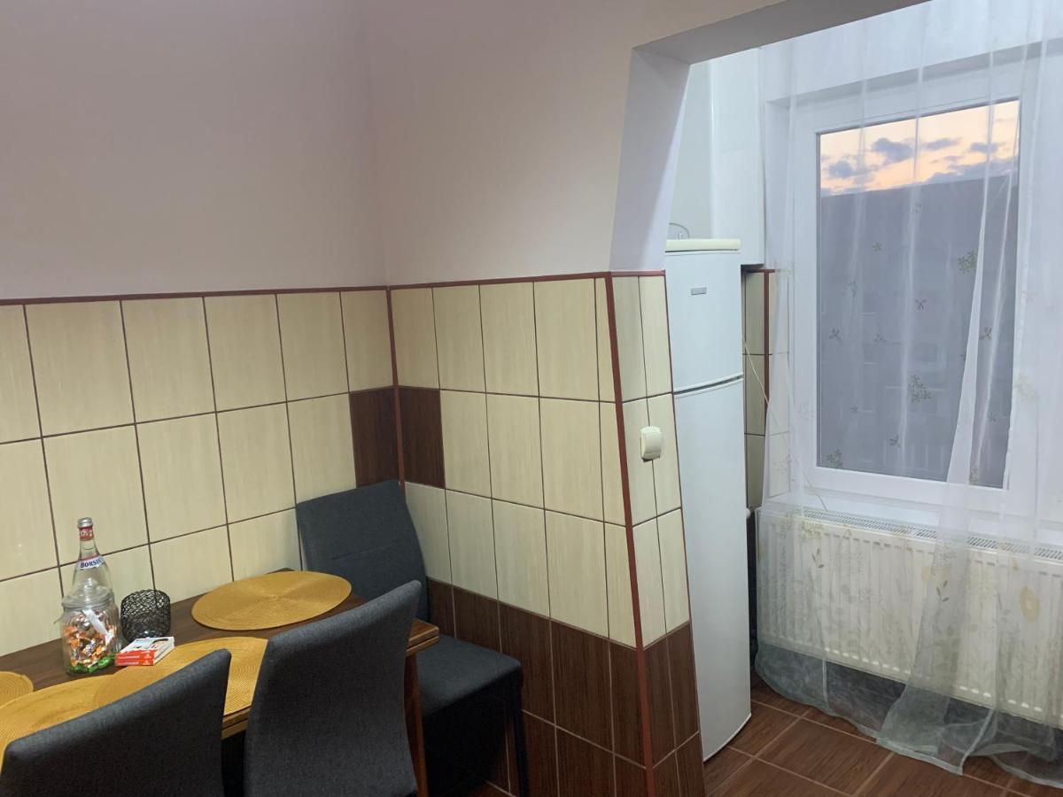 Cazare Medias, Apartament Modern ภายนอก รูปภาพ